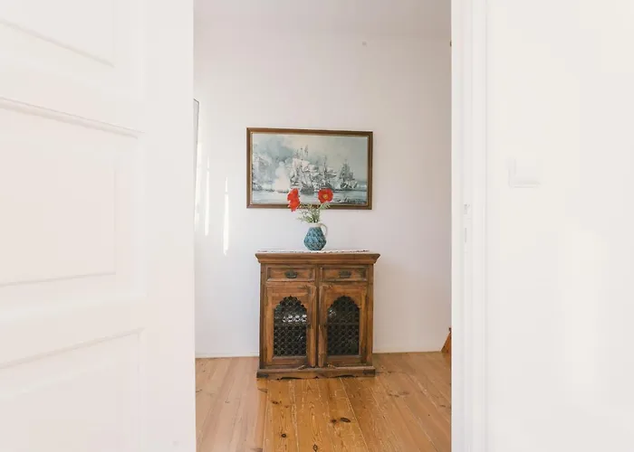 56 - Charming House In * Peniche