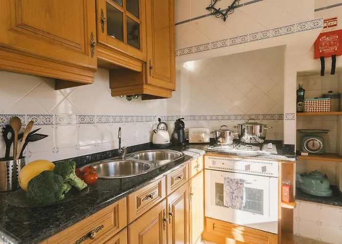 Nyaraló 56 - Charming House In Peniche