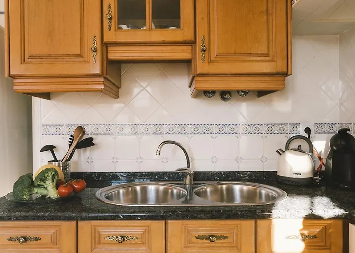 56 - Charming House In Peniche